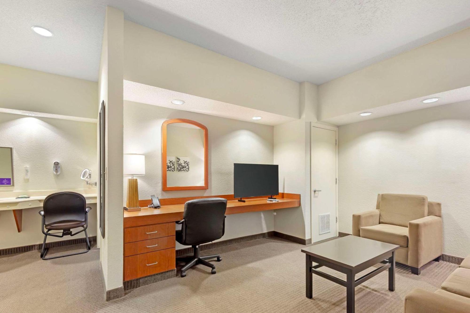 Sleep Inn & Suites Danville Hwy 58 Buitenkant foto