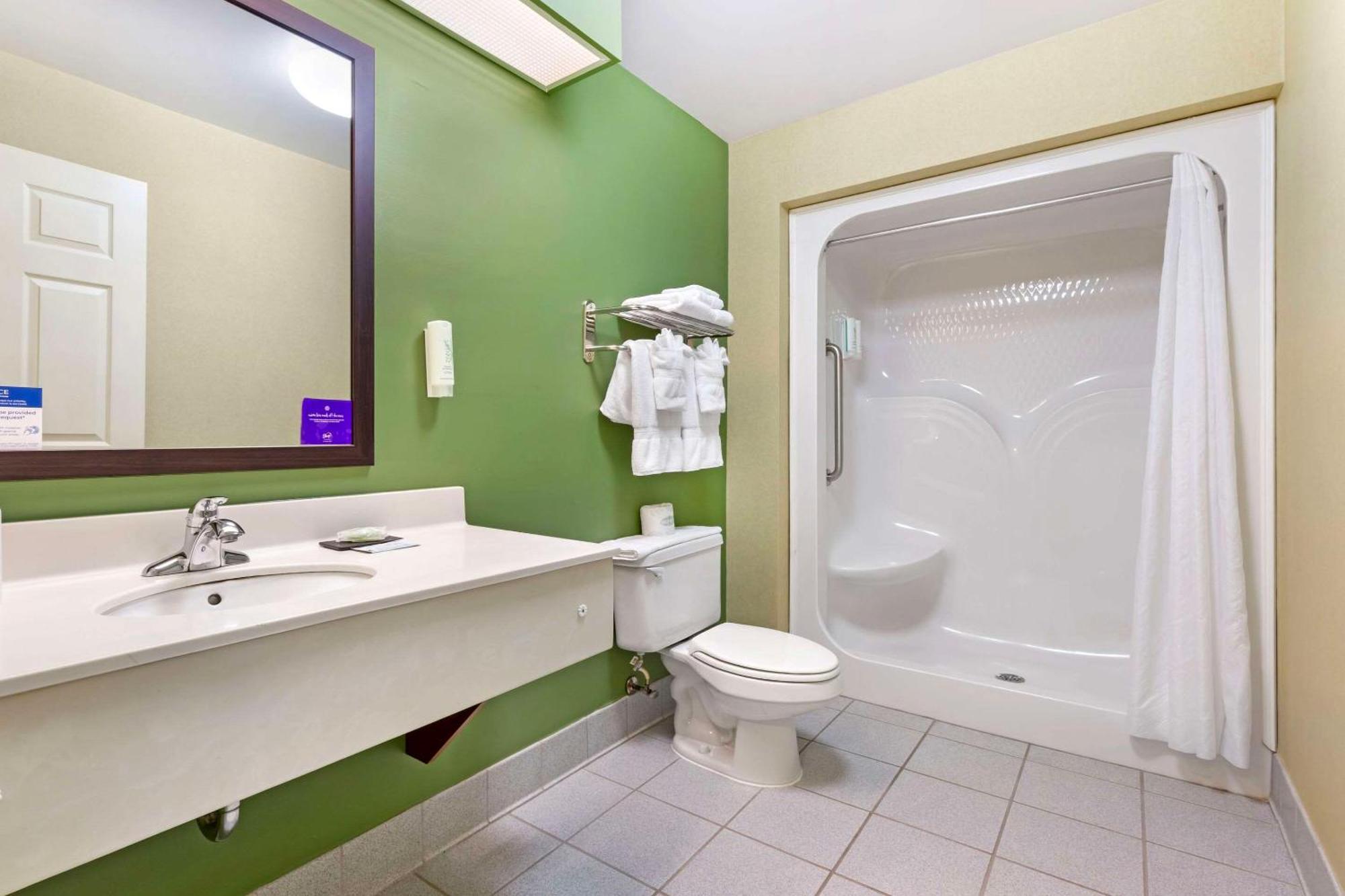 Sleep Inn & Suites Danville Hwy 58 Buitenkant foto