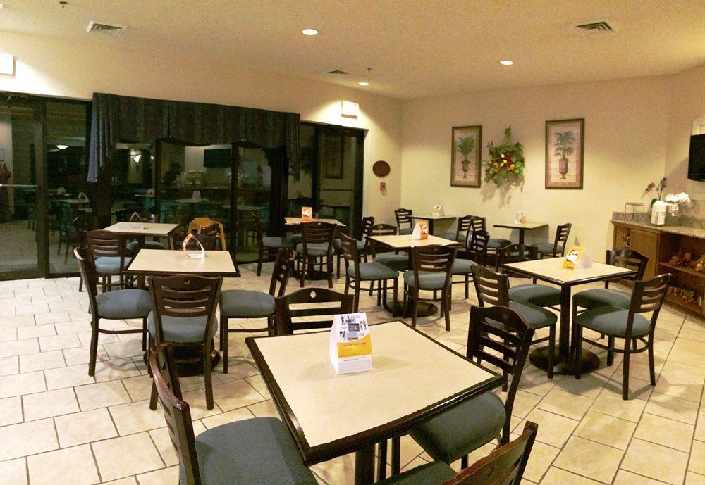 Sleep Inn & Suites Danville Hwy 58 Buitenkant foto